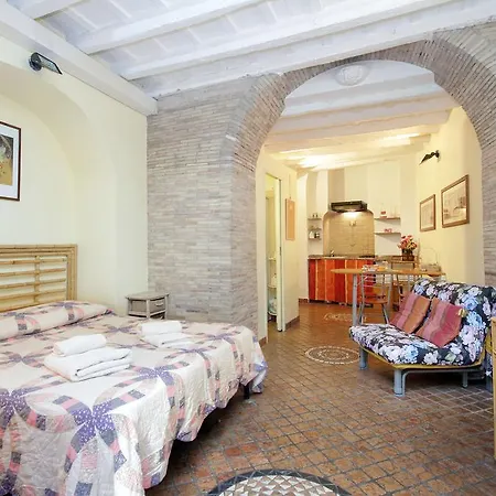 Sweet Life Studio * روما
